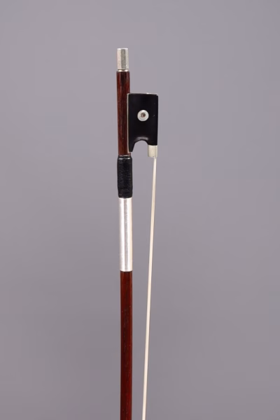 Seven-eighths size German violin bow
